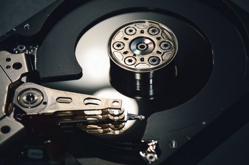Vorteile und Nachteile einer Hard Disk Drive